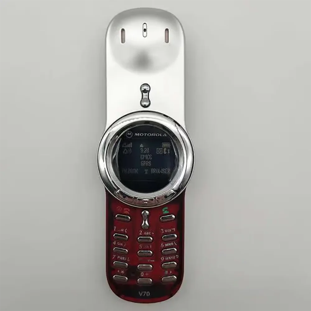 Motorola V70