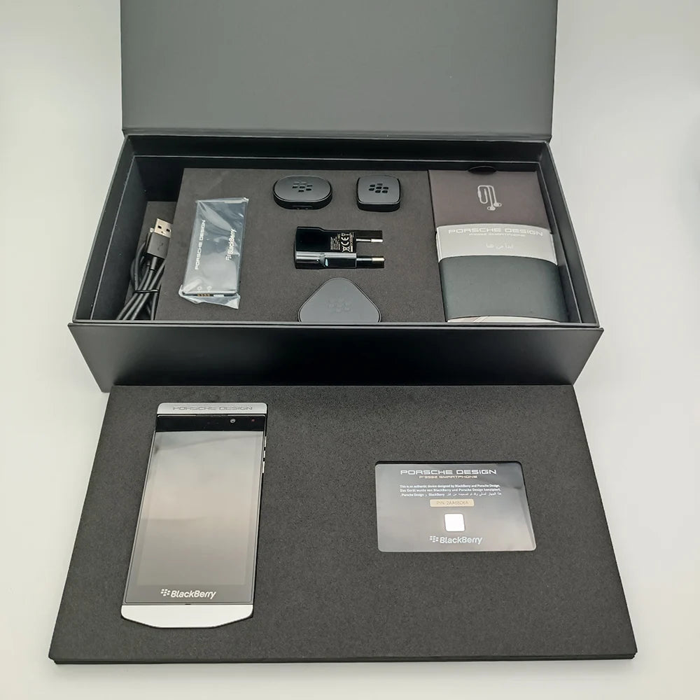 BlackBerry Porsche P9982